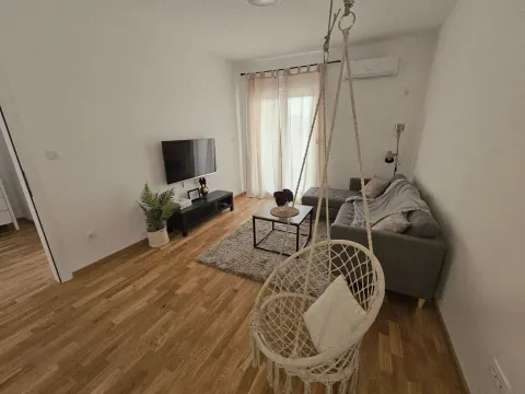 Rent, one bedroom apartment, 47m², Zagorič, Podgorica - image 3