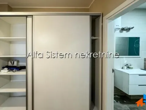 Rent, two bedroom apartment, 68m², Kalenić Pijaca, Vračar Sve Podlokacije - image 12