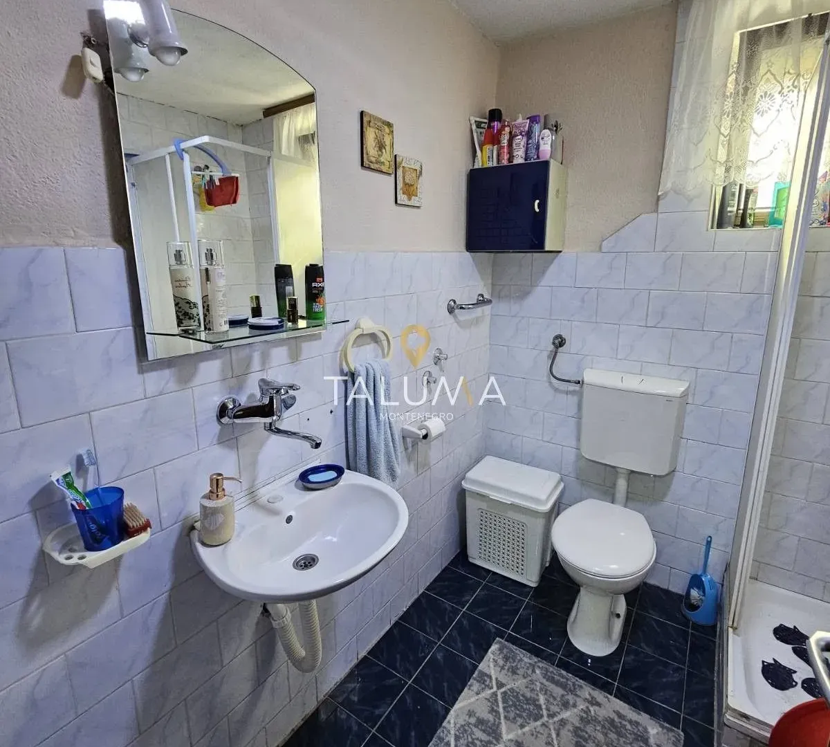 Sale, house, 160m², Zabjelo, Podgorica