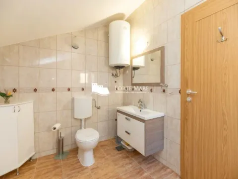 Sale, one bedroom apartment, 50m², Đenovići, Herceg Novi - image 11