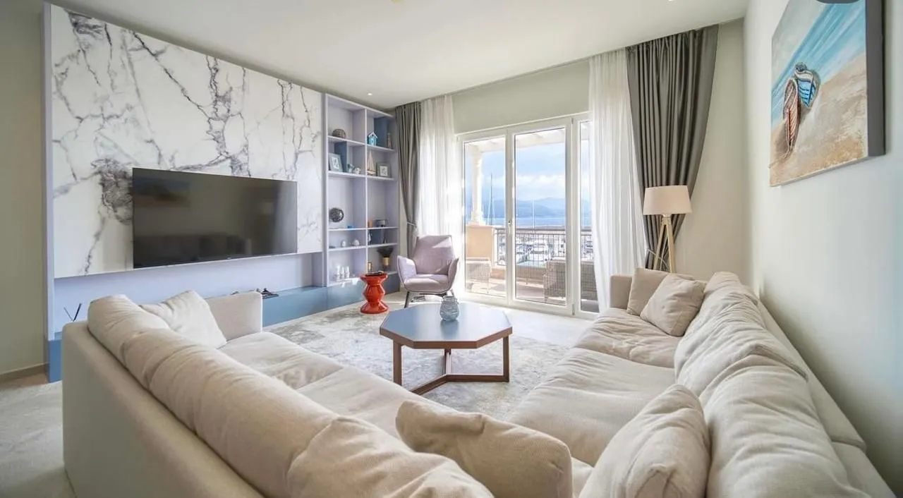 Prodaja, dvosoban stan, 96m², Luštica, Tivat