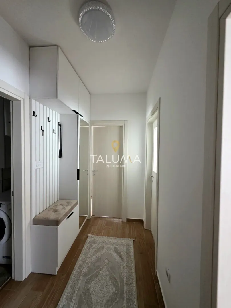 Rent, two bedroom apartment, 57m², Stari Aerodrom, Podgorica