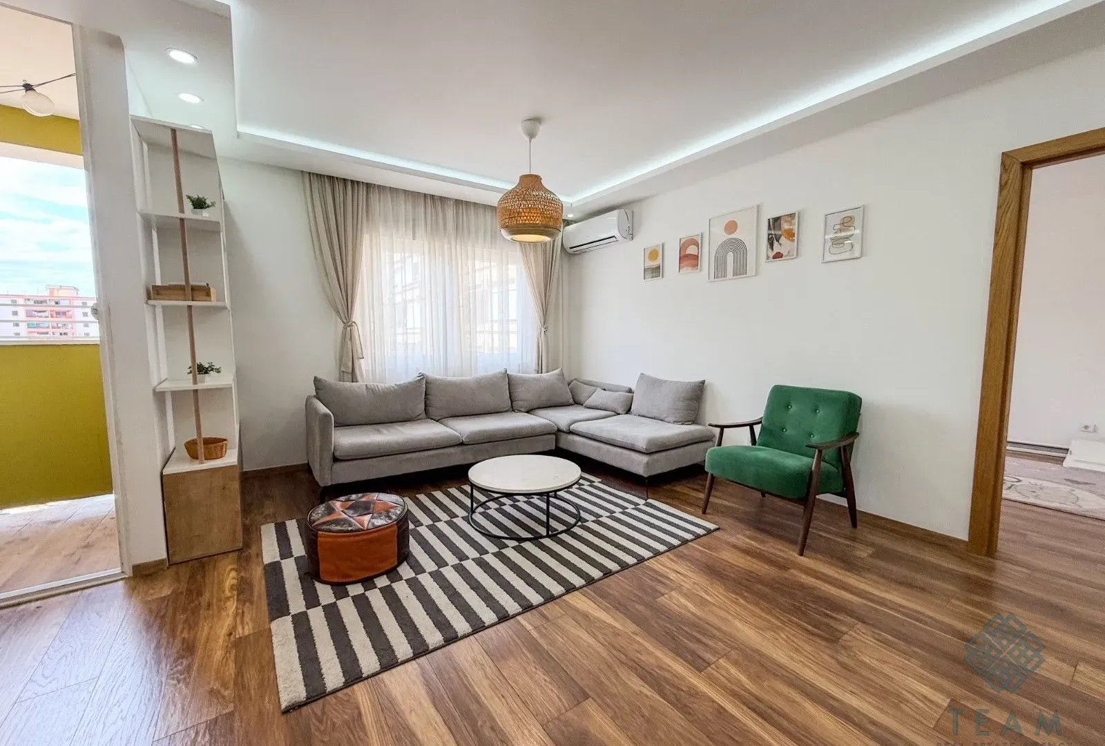 Prodaja, trosoban stan, 89m², Pejton, Podgorica