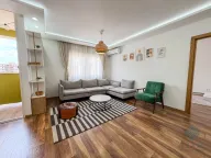 Prodaja, trosoban stan, 89m², Pejton, Podgorica - image 4