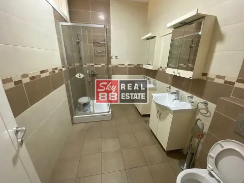 Izdavanje, kuća, 1400m², Savski Venac, Beograd - image 11