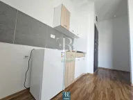 Izdavanje, poslovni prostor, 22m², Tološi, Podgorica - image 5