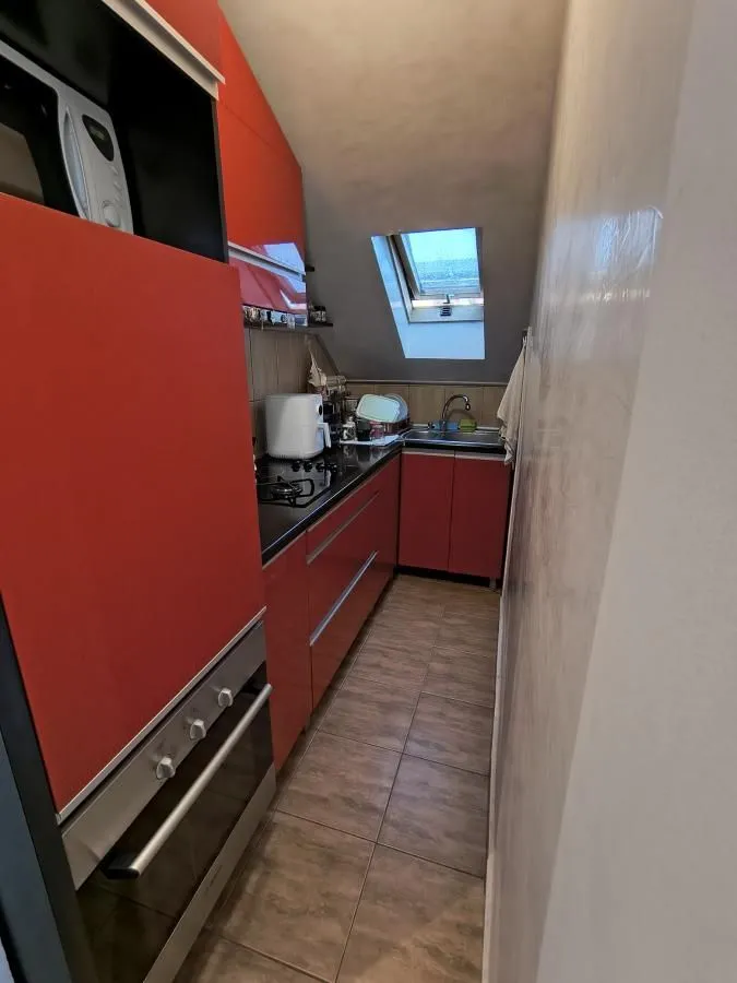 Prodaja, dvosoban stan, 39m², Bulevar Oslobodjenja, Novi Sad Sve Podlokacije