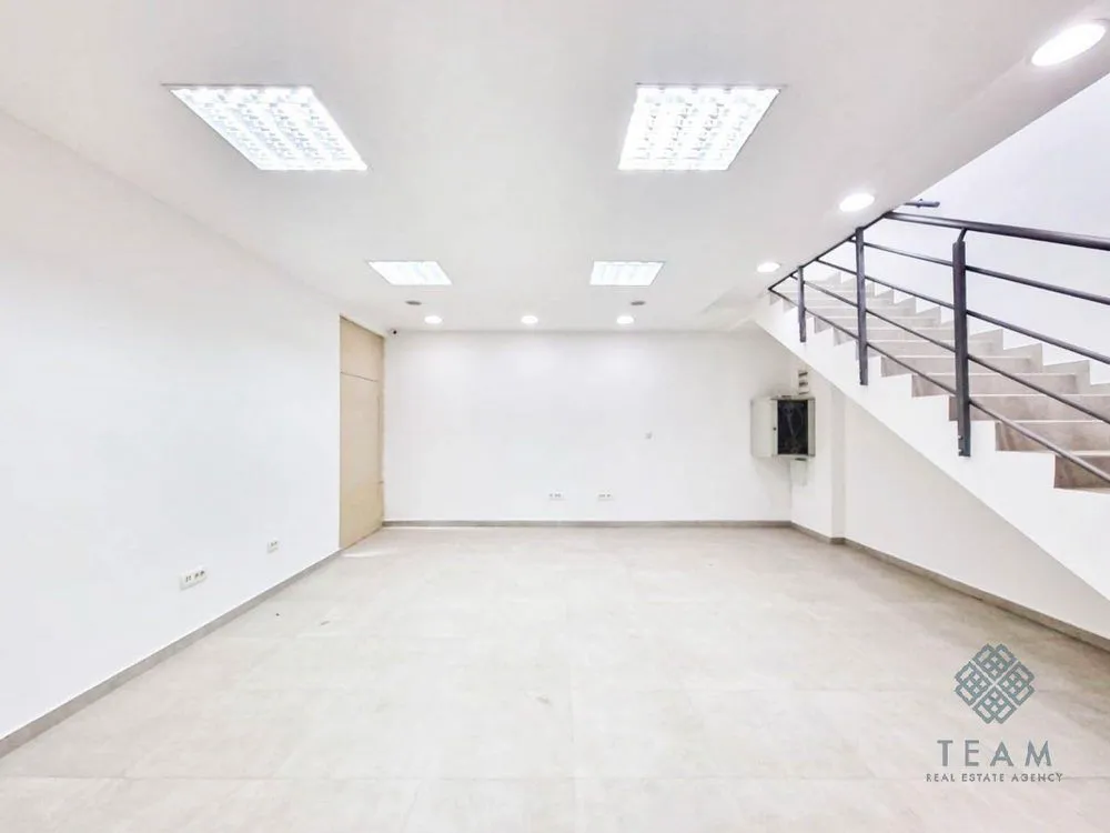 Rent, office space, 101m², Tološka šuma, Podgorica