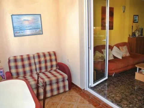 Prodaja, stan, 80m², Budva, Crna Gora - image 10