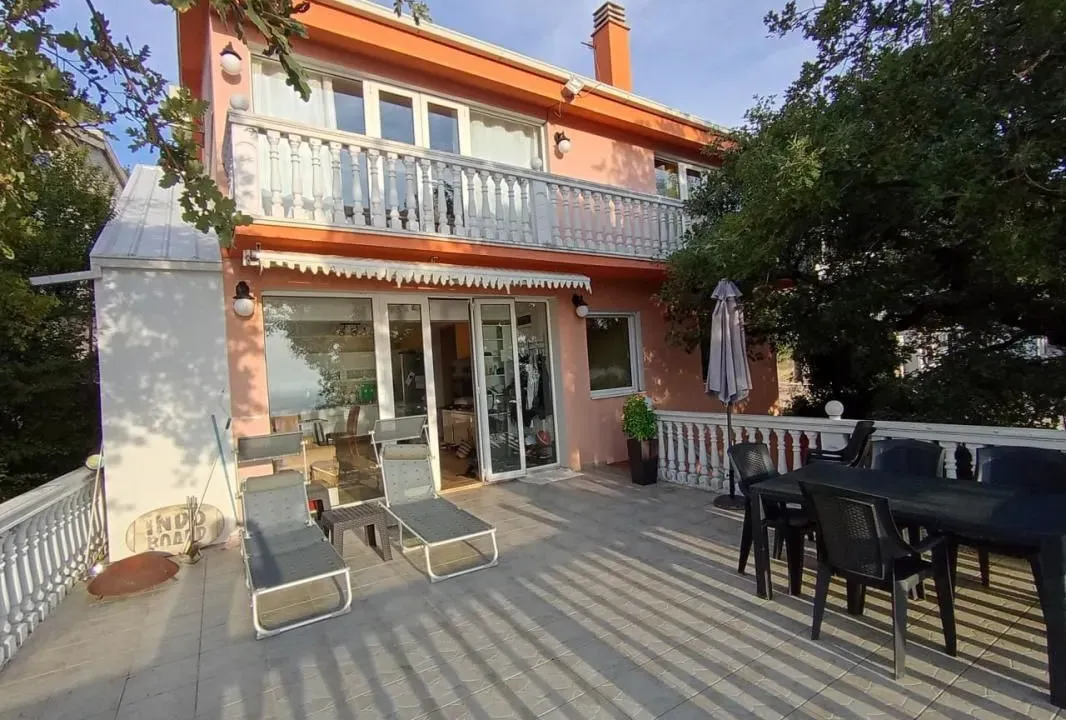 Sale, house, 282m², Sutomore, Bar