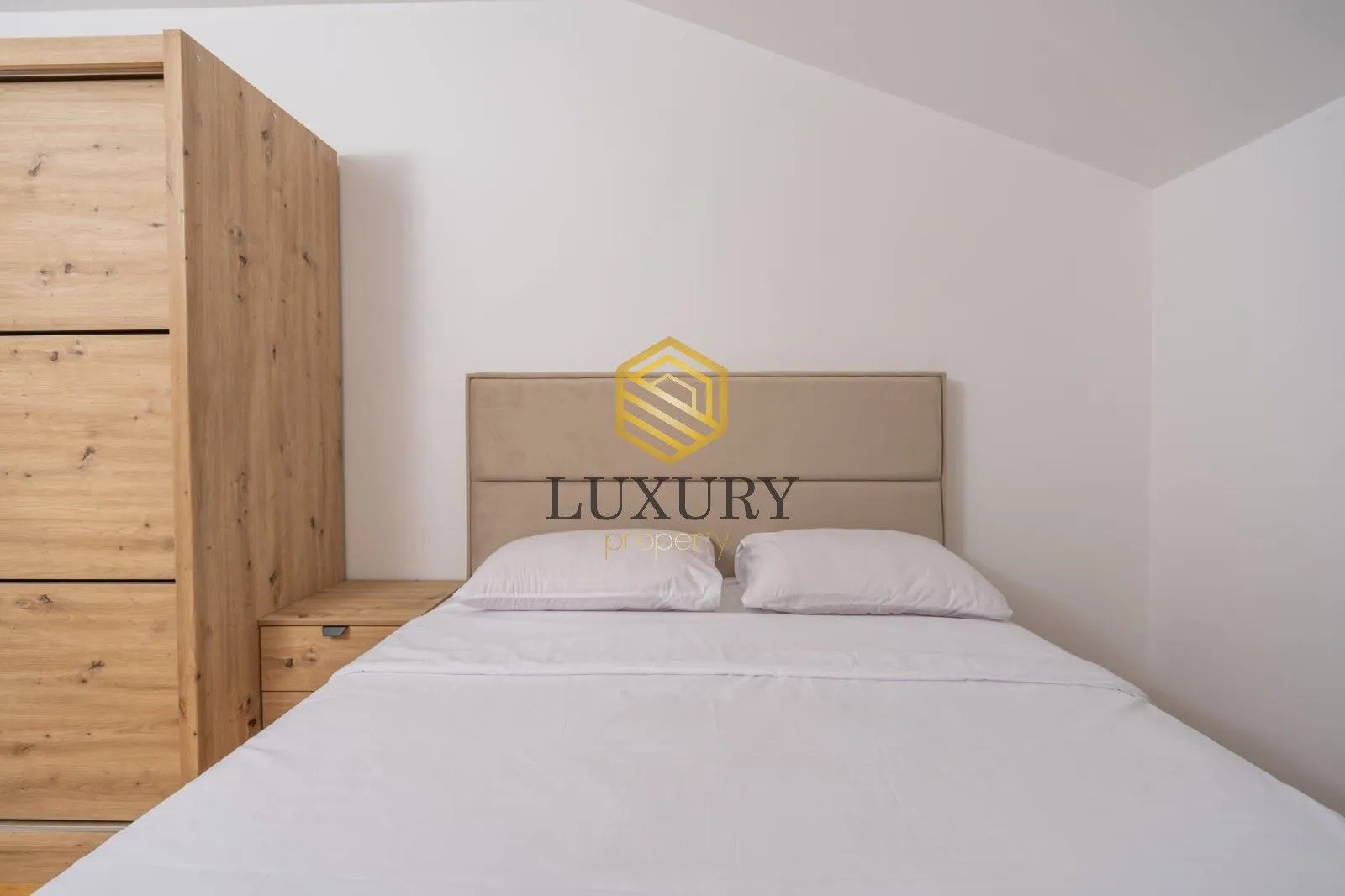 Rent, two bedroom apartment, 63m², Stari Aerodrom, Podgorica