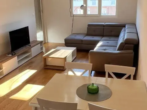 Sale, one bedroom apartment, 49m², Central Point, Podgorica - image 2