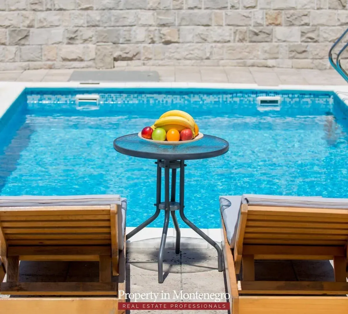 Prodaja, kuća, 350m², Stoliv, Kotor