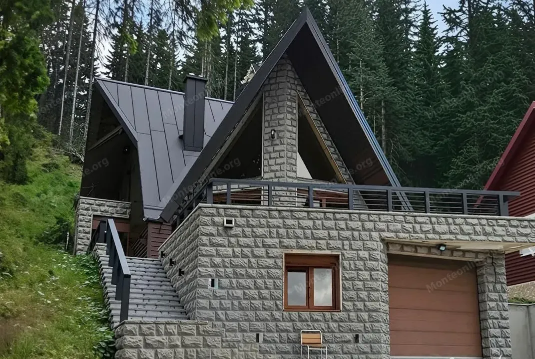 Prodaja, kuća, 160m², Žabljak, Crna Gora