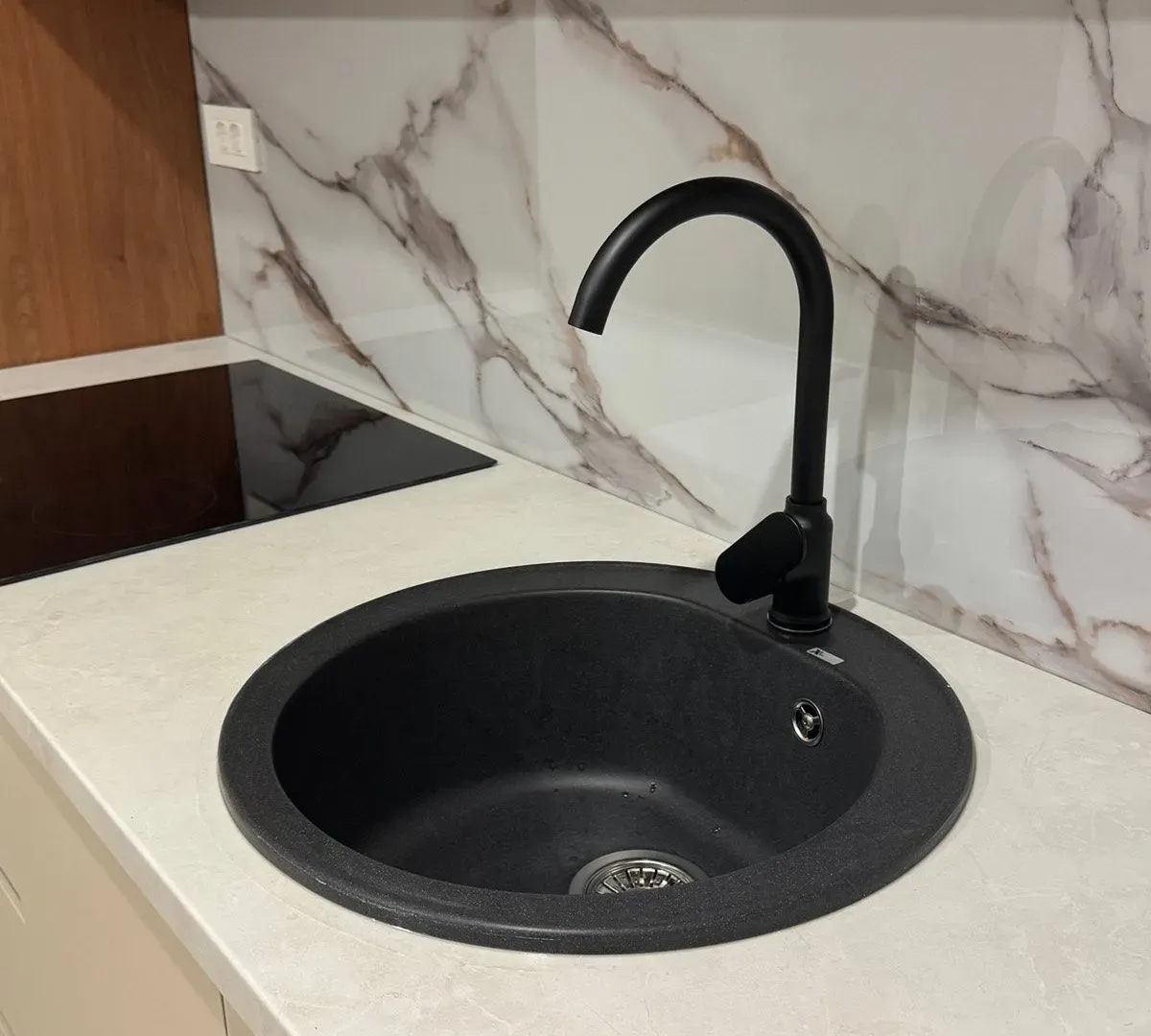 Izdavanje, jednosoban stan, 47m², City Kvart, Podgorica