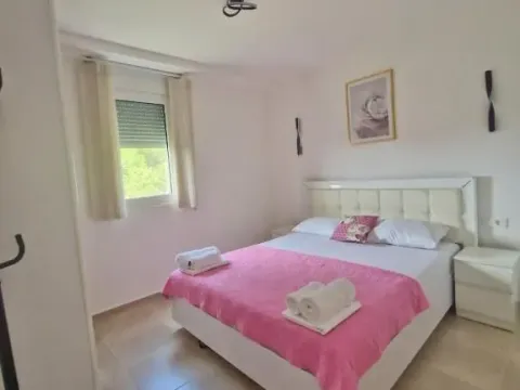 Izdavanje, jednosoban stan, 50m², Kavač, Kotor - image 8