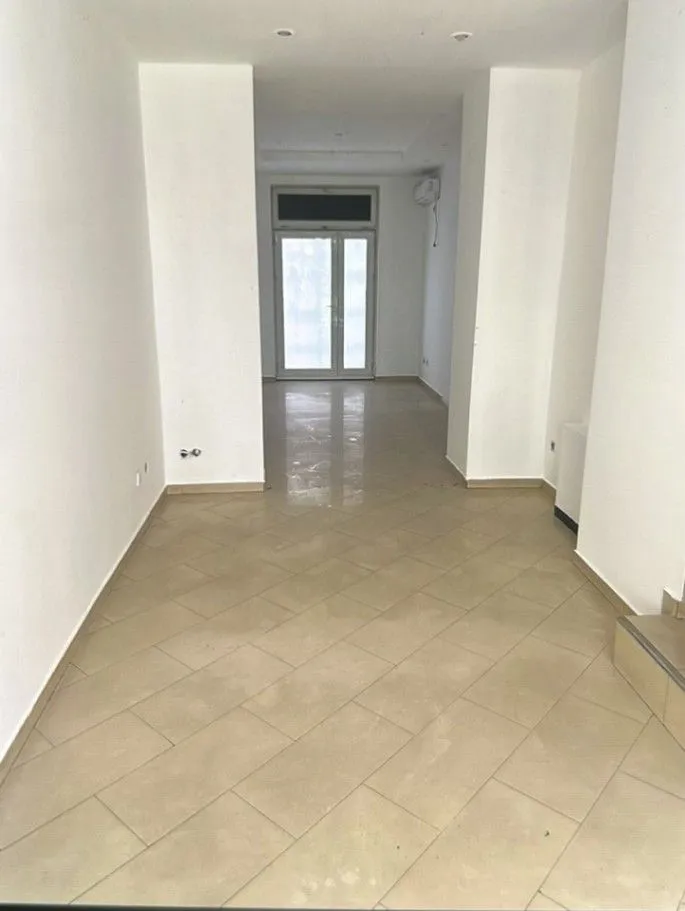 Rent, office space, 80m², Stari Aerodrom, Podgorica