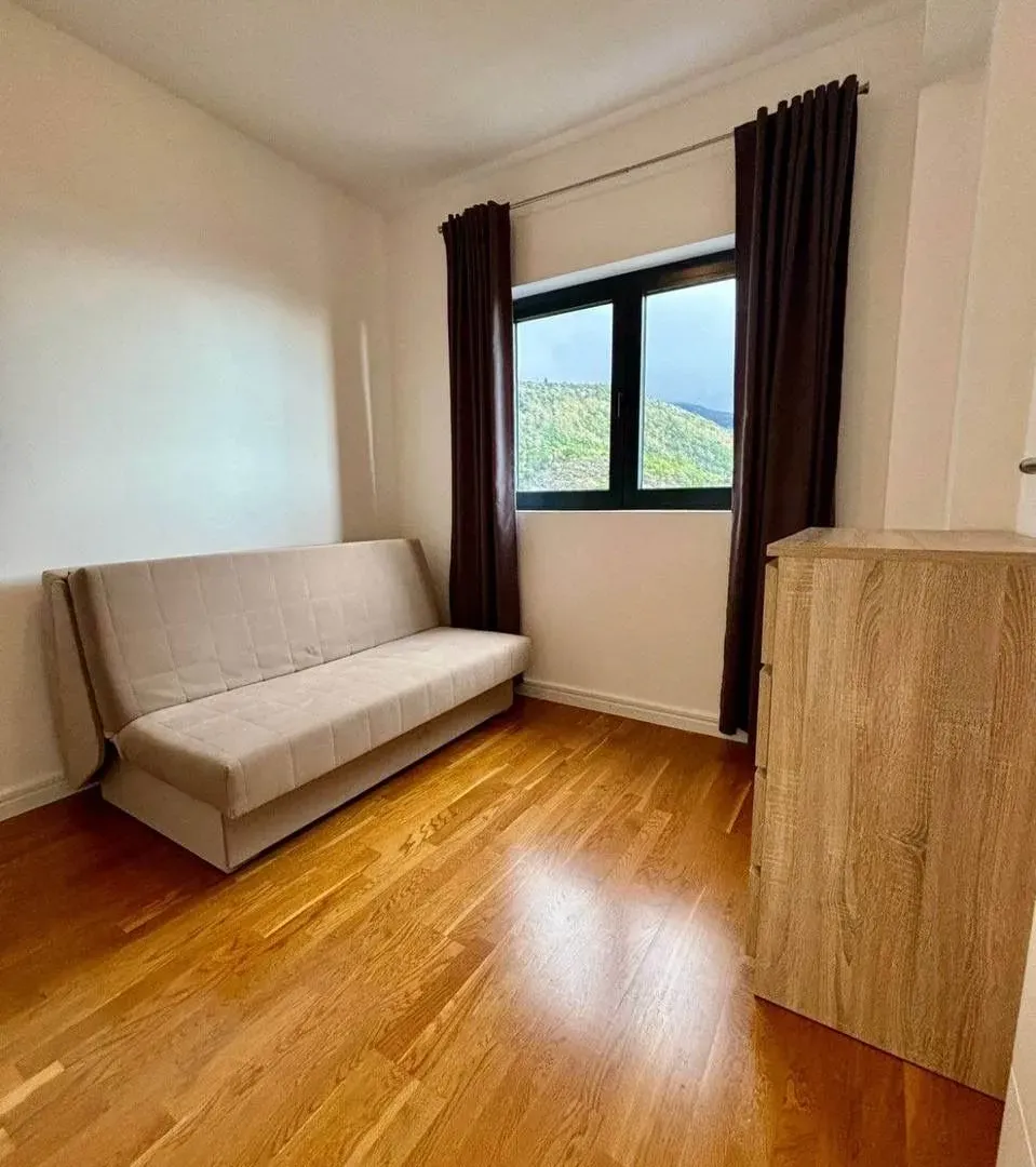 Prodaja, dvosoban stan, 55m², Bečići, Budva