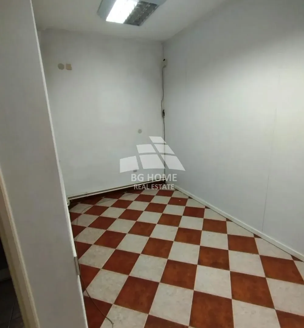 Rent, office space, 131m², Zemun Kalvarija, Zemun Sve Podlokacije