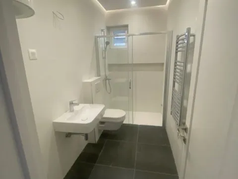 Prodaja, stan, 78m², Južni Bulevar, Vračar Sve Podlokacije - image 10