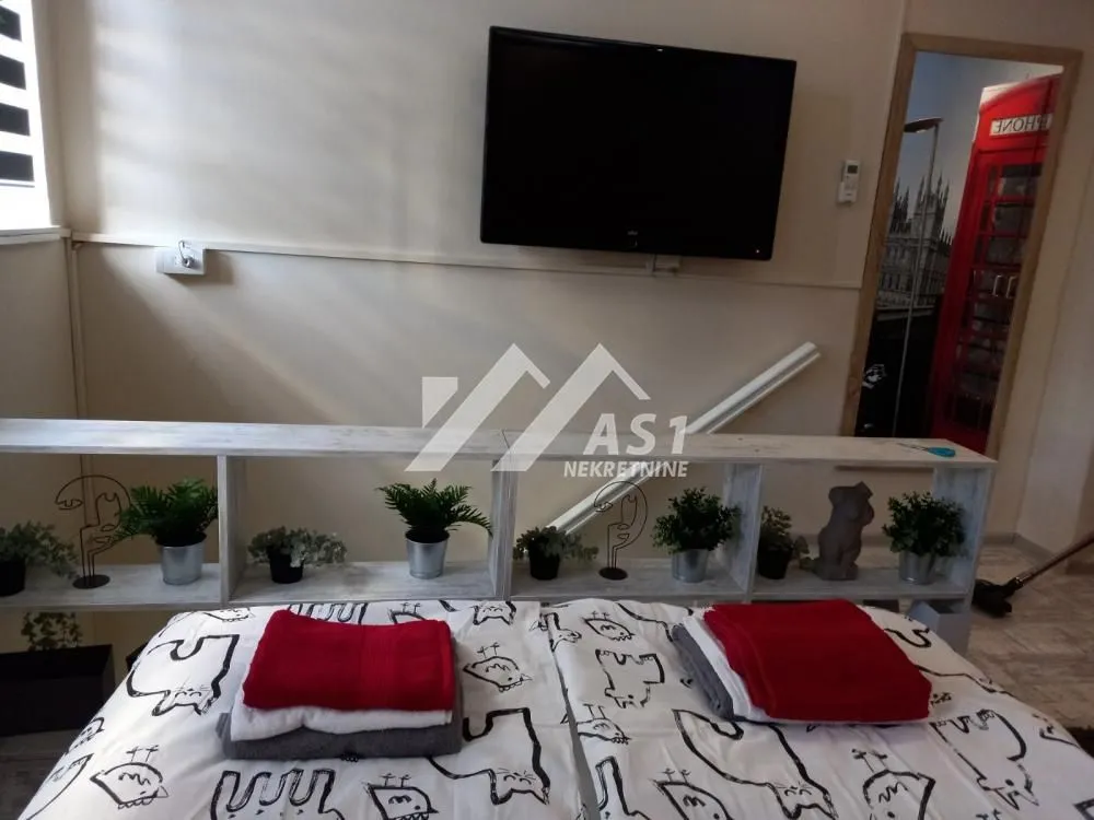 Izdavanje, jednosoban stan, 33m², Podbara, Novi Sad Sve Podlokacije