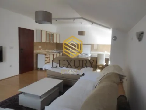 Izdavanje, dvosoban stan, 57m², Gornja Gorica, Podgorica - image 6