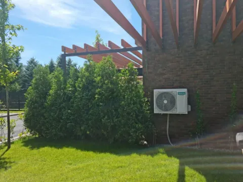 Izdavanje, kuća, 240m², Sremska Kamenica, Petrovaradin - image 16