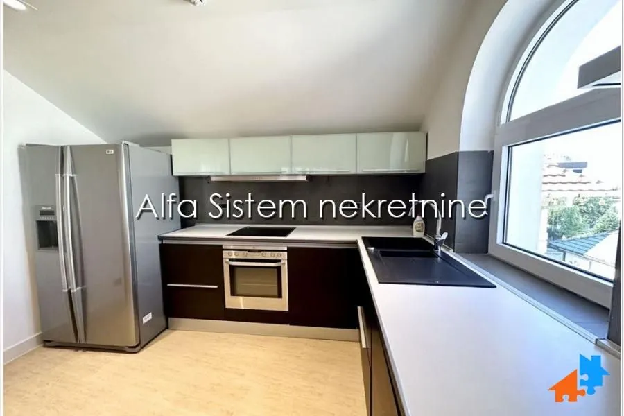 Prodaja, četvorosoban stan, 147m², Banovo Brdo, Beograd