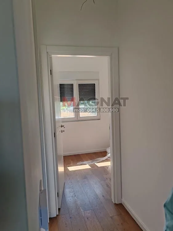 Prodaja, trosoban stan, 66m², Surčin, Beograd