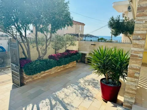 Sale, house, 290m², Bar, Crna Gora - image 3