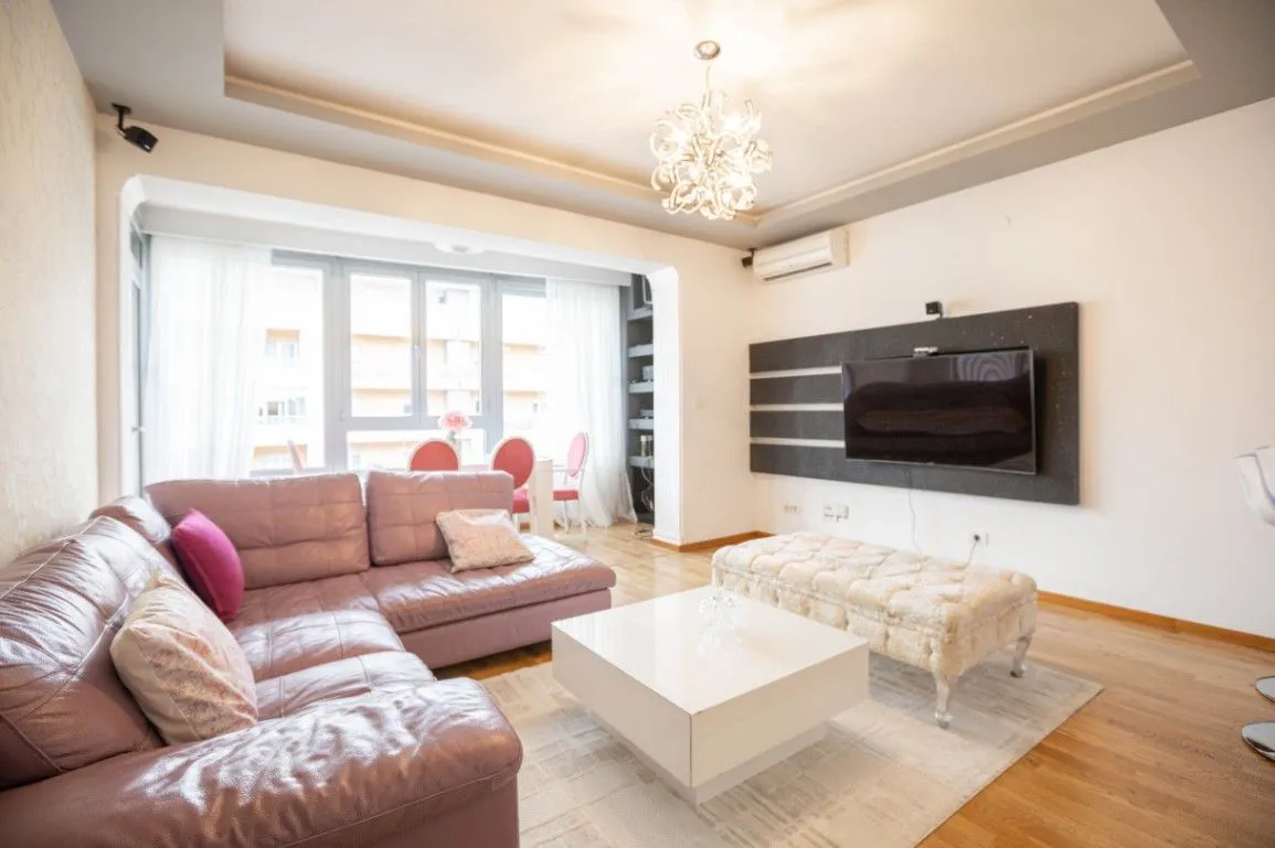 Rent, two bedroom apartment, 75m², City Kvart, Podgorica