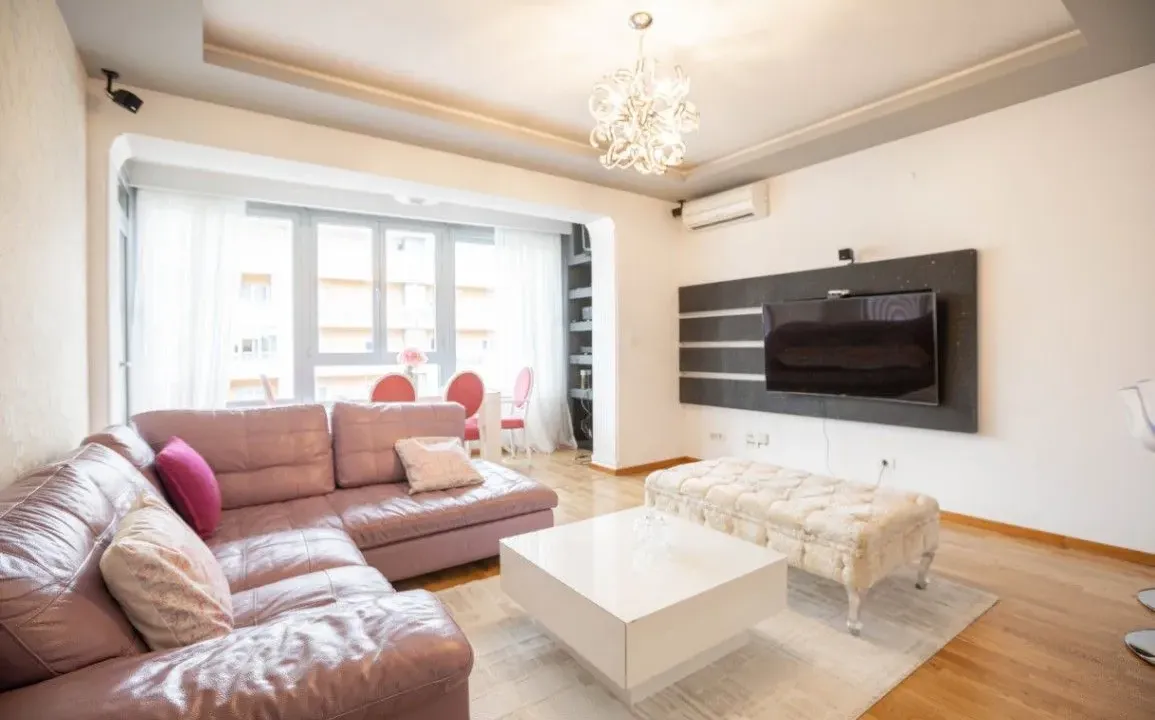 Rent, two bedroom apartment, 75m², City Kvart, Podgorica