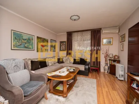 Prodaja, kuća, 140m², Pobrežje, Podgorica - image 3