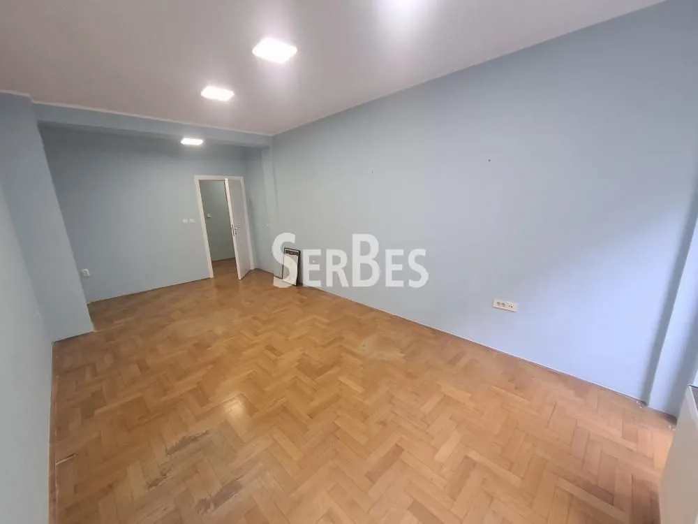Prodaja, trosoban stan, 78m², Centar, Novi Sad