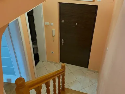 Izdavanje, jednosoban stan, 50m², Zabjelo, Podgorica - image 9