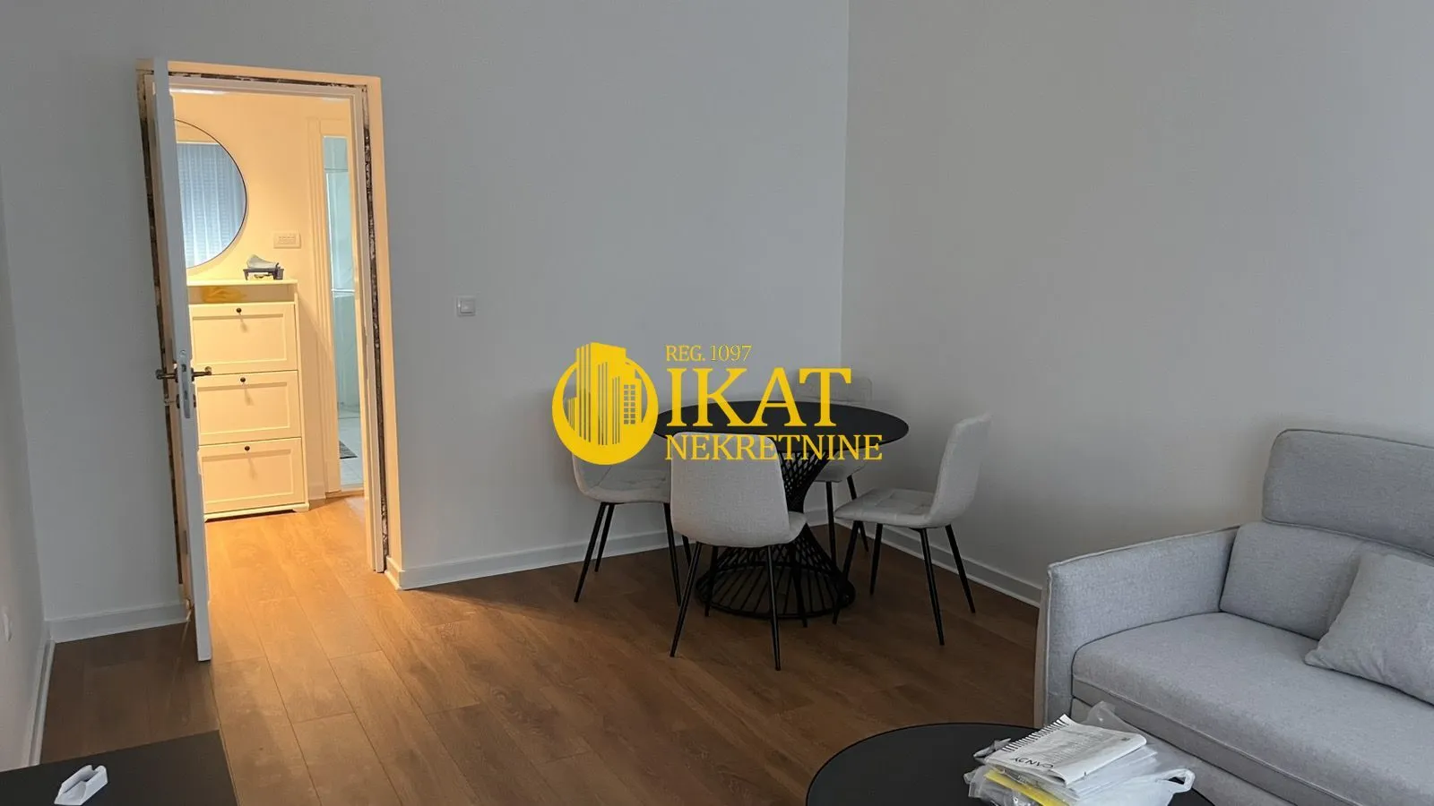 Izdavanje, jednosoban stan, 59m², Stari Grad, Beograd