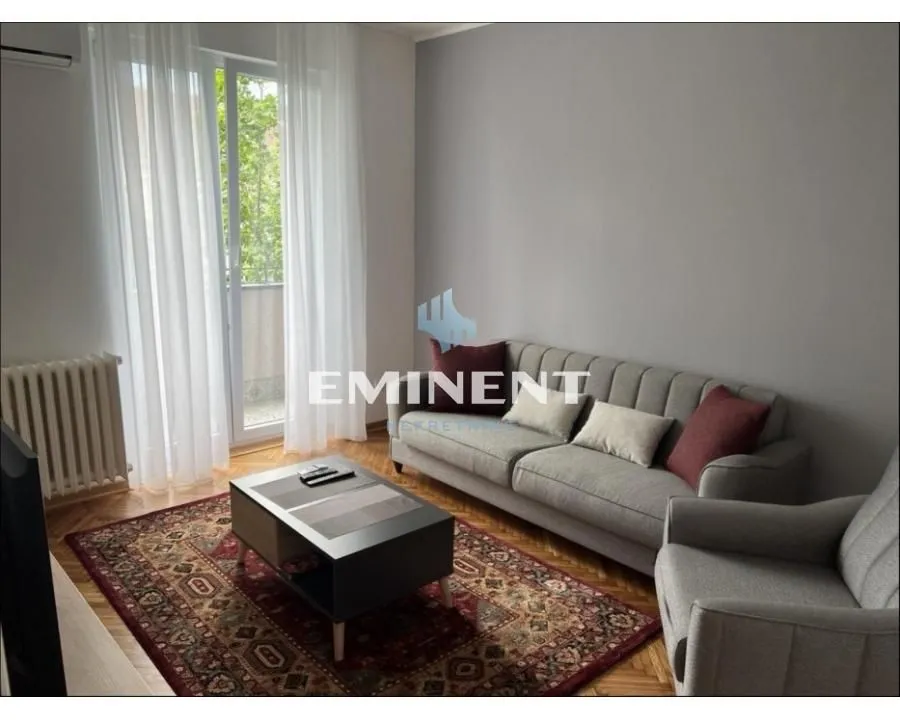 Izdavanje, dvosoban stan, 50m², Stari Grad, Beograd