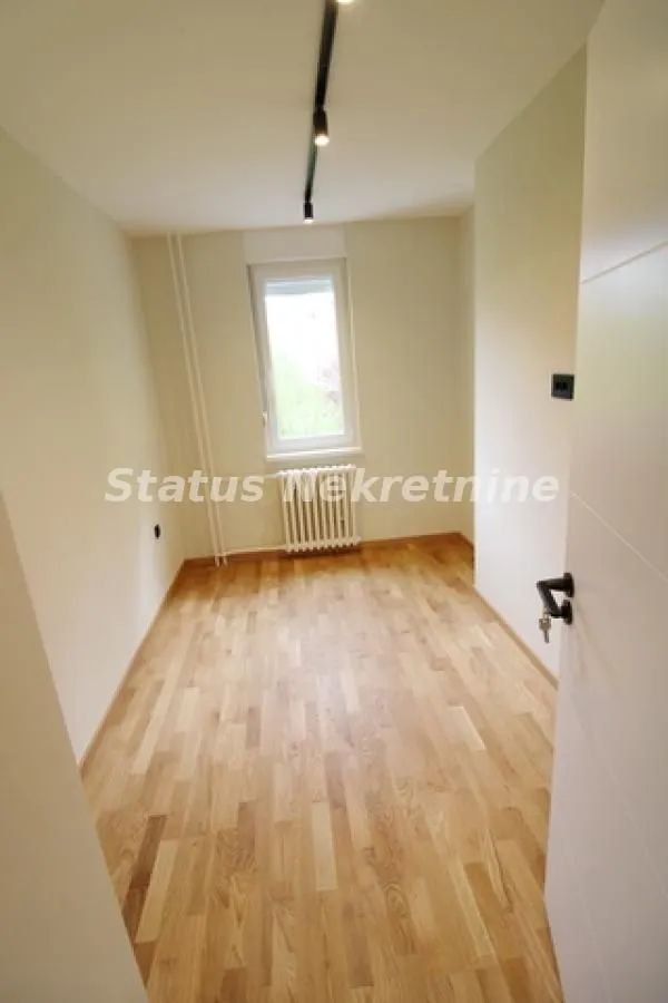 Prodaja, jednosoban stan, 38m², Novo naselje, Novi Sad