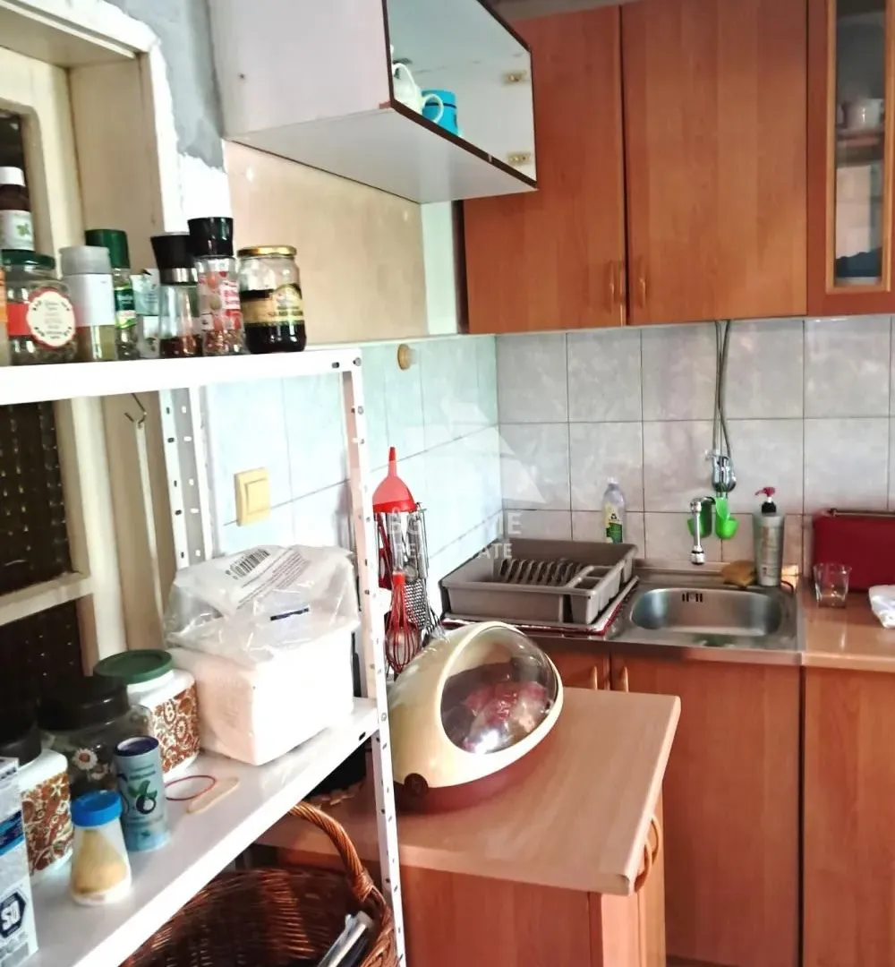 Prodaja, kuća, 52m², Uciteljsko Naselje, Zvezdara Sve Podlokacije