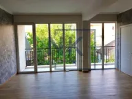 Izdavanje, trosoban stan, 90m², Vezirov Most, Podgorica - image 3