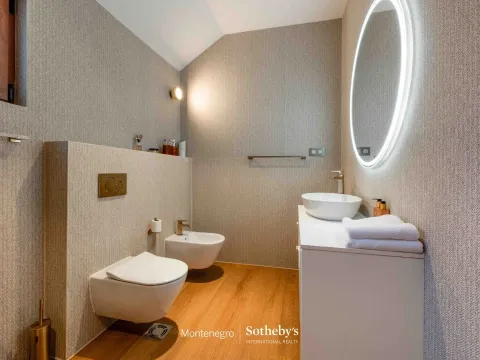 Prodaja, kuća, 261m², Rijeka Reževići, Budva - image 27