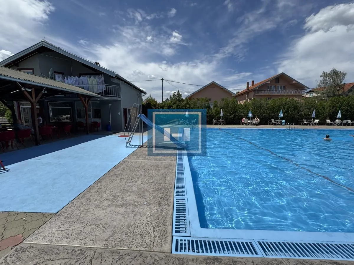 Sale, office space, 69m², Ražanj, Srbija