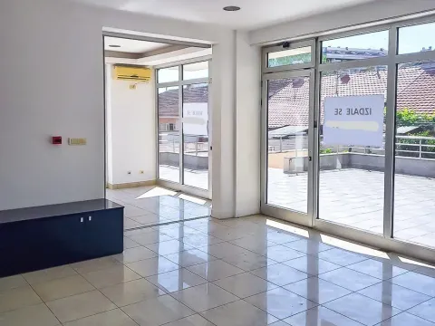 Izdavanje, poslovni prostor, 102m², Pobrežje, Podgorica - image 8
