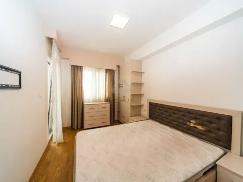 Izdavanje, jednosoban stan, 50m², Pobrežje, Podgorica - image 5