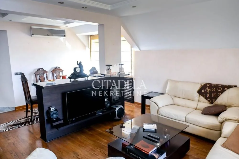 Sale, four bedroom apartment, 100m², Žarkovo, Beograd