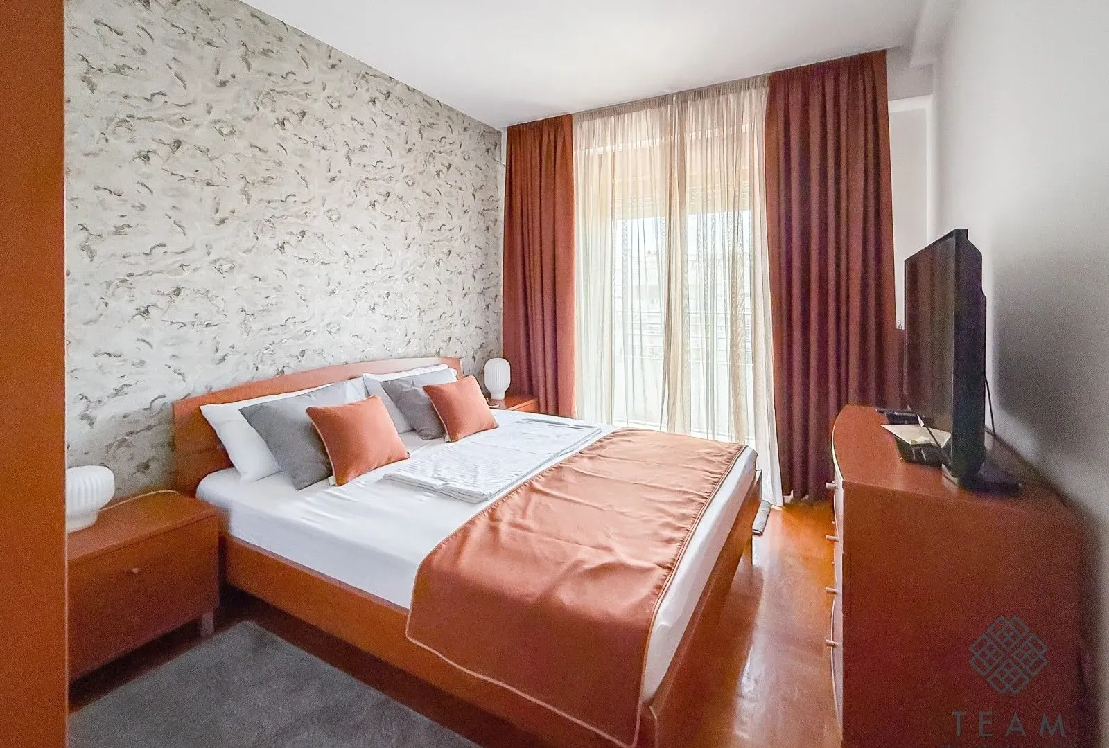 Izdavanje, dvosoban stan, 78m², Preko Morače, Podgorica