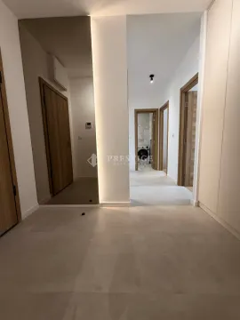 Prodaja, dvosoban stan, 79m², City Kvart, Podgorica - image 9
