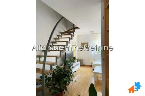 Izdavanje, trosoban stan, 85m², Olimp, Zvezdara Sve Podlokacije - image 4