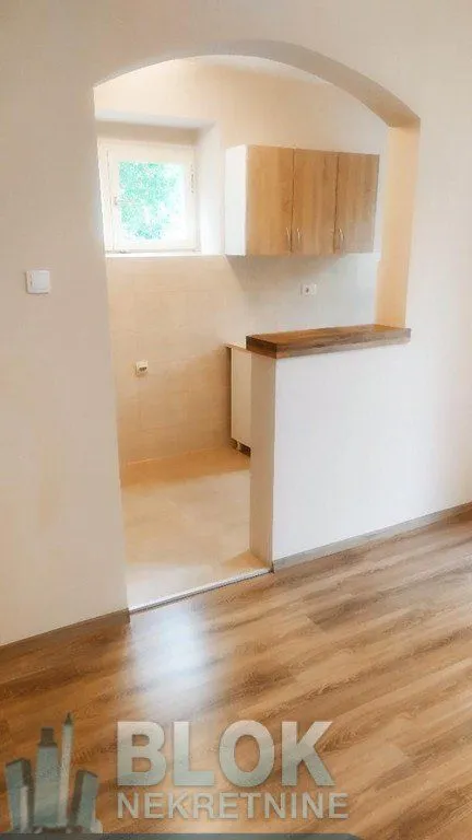 Izdavanje, dvosoban stan, 55m², Gorica C, Podgorica