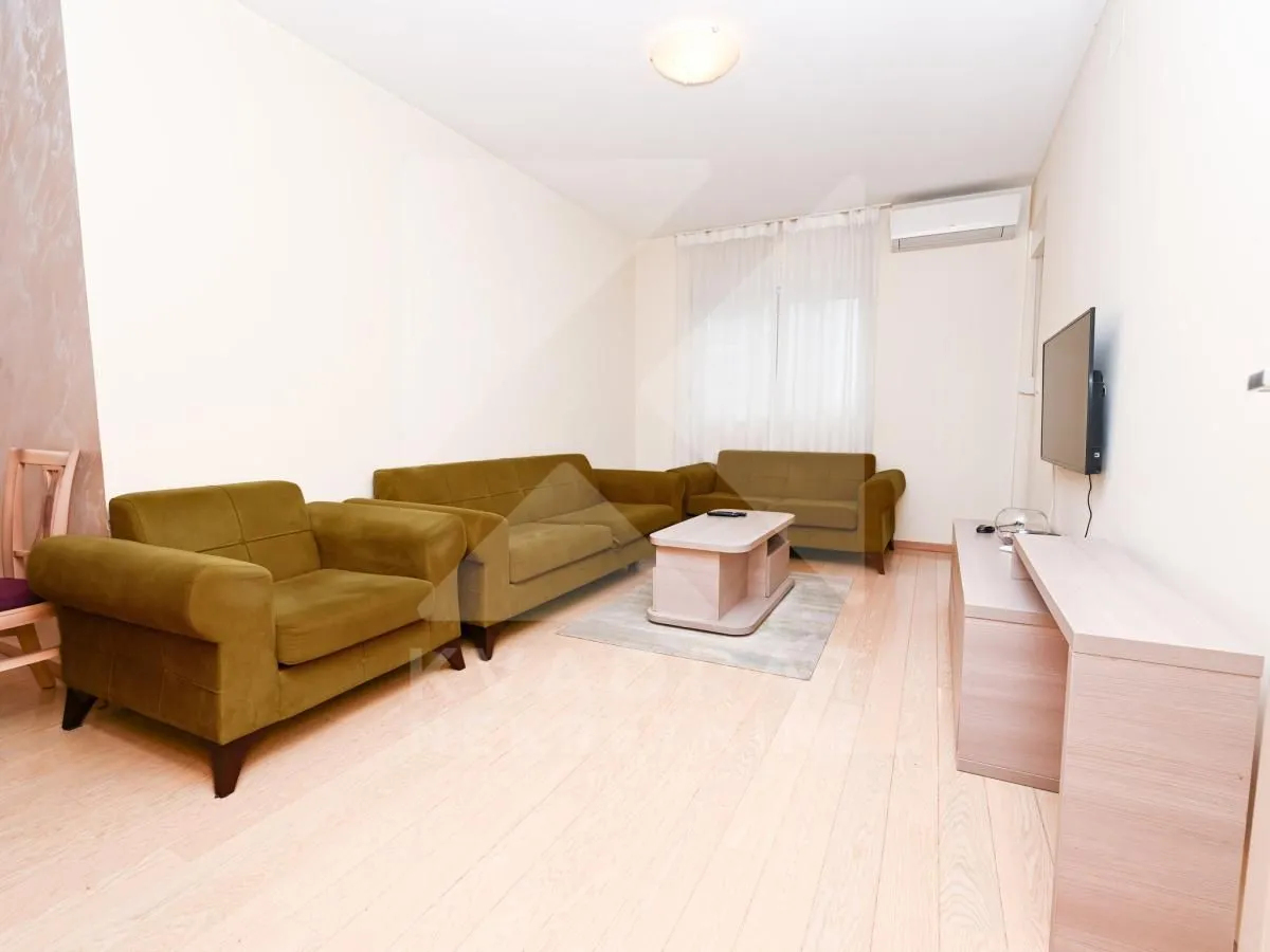 Rent, two bedroom apartment, 72m², City Kvart, Podgorica